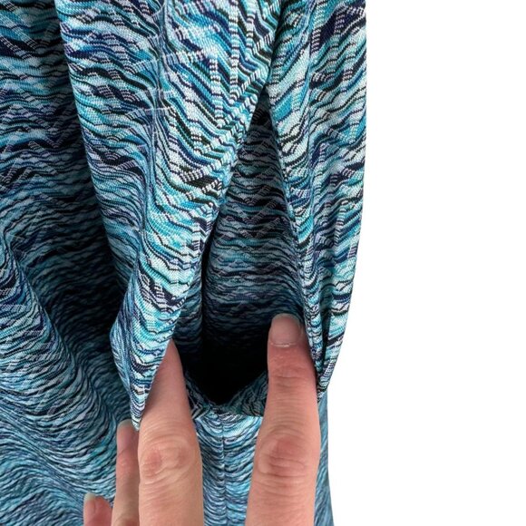 Short Racerback V-Neck Jersey - Picture 2 of 9